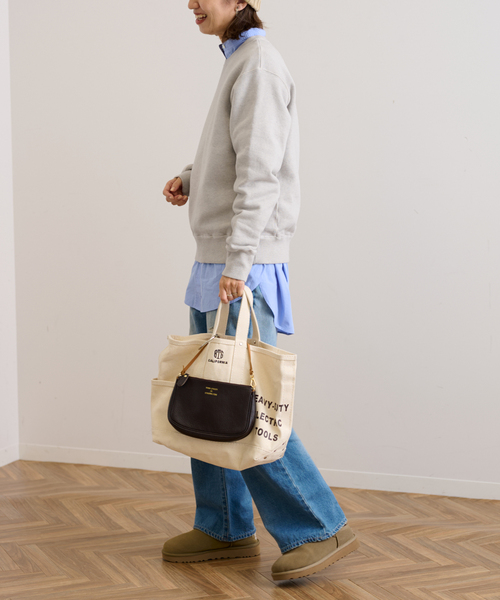 フレームワーク　ロゴ裏起毛スウェット FRAMeWORK（フレームワーク） トレーナー スウェット オーバーダイ裏毛