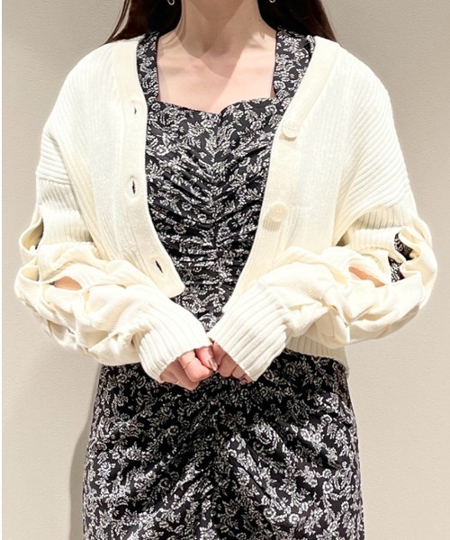 SNIDEL（スナイデル）の「ケーブルスリットデザインカーディガン