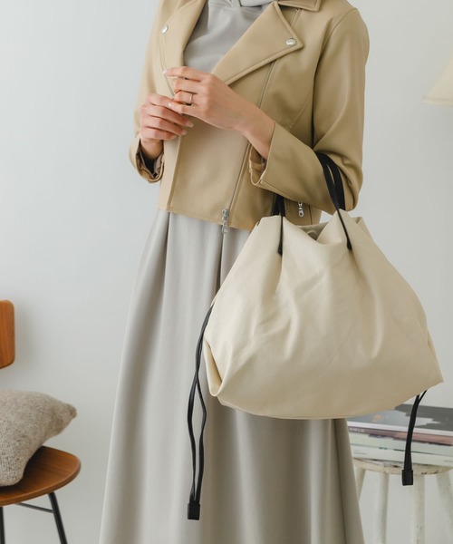 RODE SKO（ロデスコ）の「ウォッシャブル2WAYトートバッグ（トートバッグ・レディース・ブラック/ブラウン系その他/アイボリー・ONE）」の16枚目の写真