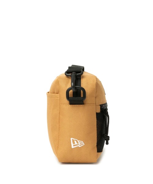 NEW ERA(ニューエラ)の「NEW ERA/ニューエラ ショルダーバック SHOULDER POUCH L ショルダーポーチ ラージ 2L 12325635/13772353(ショルダーバッグ・メンズ・ブラック/ブラウン・FREE)」の14枚目の写真