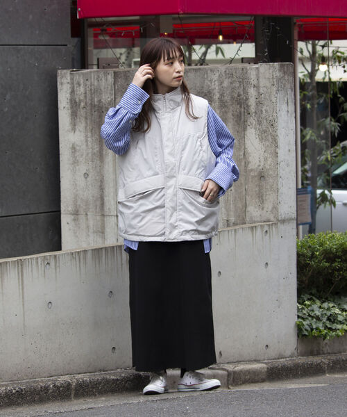 GLOSTER(グロスター)の「【GLOSTER/グロスター】モンスターベスト MILITARY ミリタリー パフベスト(ベスト・メンズ・ブラック/オフホワイト/チャコールグレー・S/M/L)」の4枚目の写真