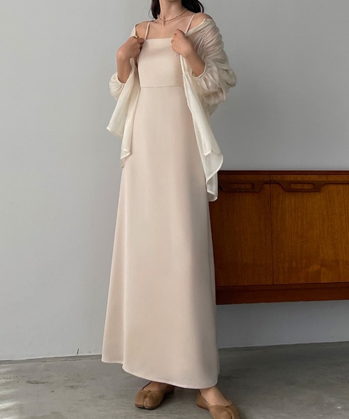 Louere（ルエレ）の「【選べる】バックストラップデザインサテンキャミワンピース（ワンピース・レディース・モカ/ベージュ/ブラック/ピンクベージュ/チャコールグレー/ベージュ系その他/ブラック系その他/グレー系その他・SMALL/MEDIUM/LARGE/X-LARGE）」の19枚目の写真