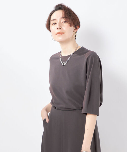 NOLLEY’S(ノーリーズ)の「◇【WEB限定カラーあり】ジョーゼットコクーンスリーブプルオーバーカットソー(Tシャツ/カットソー・レディース・ネイビー/ホワイト/ブラック/カーキ/ブルー・38)」の4枚目の写真