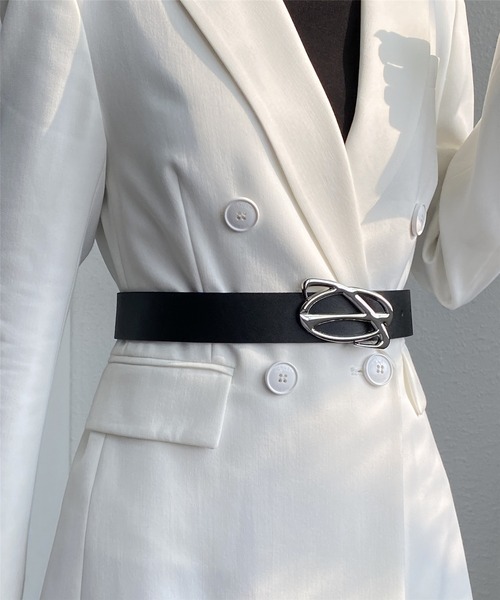 LA VORAGINE（ラ ヴォラジネ）の「デザイン バックル ベルト（ベルト・レディース・ブラック/ブラック系1・FREE）」の3枚目の写真