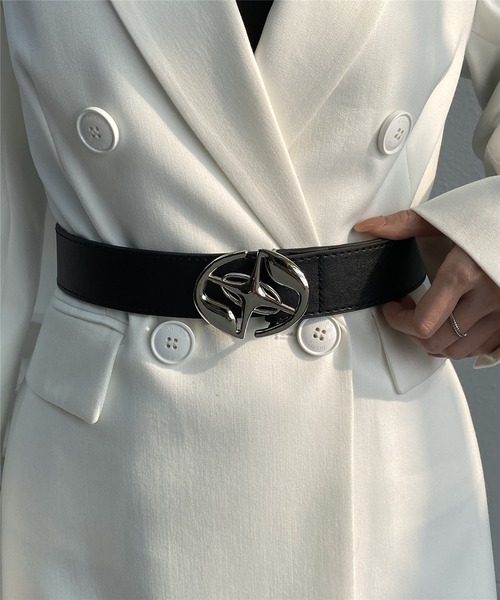 LA VORAGINE（ラ ヴォラジネ）の「デザイン バックル ベルト（ベルト・レディース・ブラック/ブラック系1・FREE）」の7枚目の写真