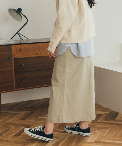 FORK&SPOON(フォークアンドスプーン)の「FORK&SPOON フロントスリットマキシスカート(スカート・レディース・ベージュ/チャコールグレー・2/1)」の8枚目の写真