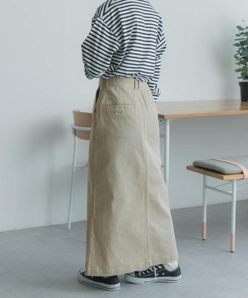 FORK&SPOON(フォークアンドスプーン)の「FORK&SPOON フロントスリットマキシスカート(スカート・レディース・ベージュ/チャコールグレー・2/1)」の20枚目の写真