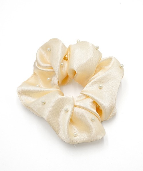 flower（フラワー）の「グロスパールシュシュ（シュシュ・レディース・ブラック/アイボリー・FREE）」の8枚目の写真