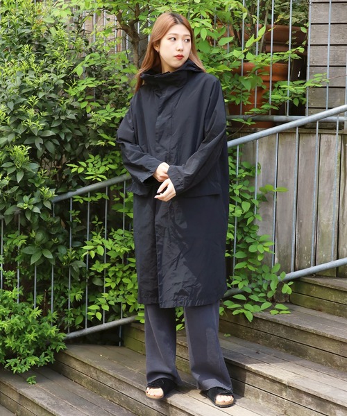 REMI RELIEF（レミレリーフ）の「REMI RELIEF/レミレリーフ ポリエステルツイルフードコート（ステンカラーコート・メンズ・ブラック・S）」の20枚目の写真