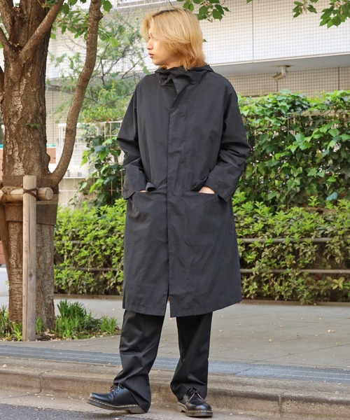 REMI RELIEF（レミレリーフ）の「REMI RELIEF/レミレリーフ ポリエステルツイルフードコート（ステンカラーコート・メンズ・ブラック・S）」の7枚目の写真