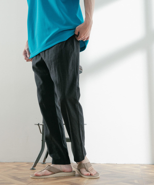 ITEMS URBANRESEARCH（アイテムズ アーバンリサーチ）の「テーパーシルエット麻レーヨンRelaxパンツ（その他パンツ・メンズ・ベージュ/ネイビー/ブラック・MEDIUM/LARGE）」の10枚目の写真