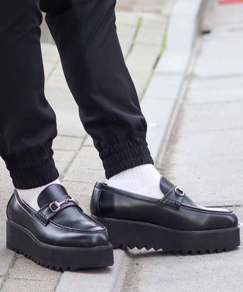 LOVEHUNTER（ラブハンター）の「軽量厚底 +5.5cmシャークソール