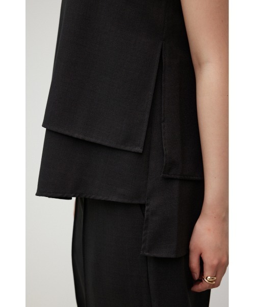 AZUL by moussy（アズールバイマウジー）の「リネンライクレイヤードノースリーブトップス（シャツ/ブラウス・レディース・ブラック/ライトベージュ・SMALL/MEDIUM）」の11枚目の写真