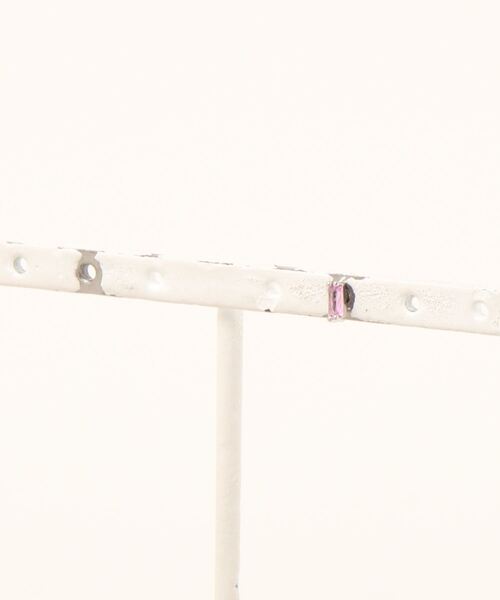 tone(トーン)の「【Peony/ピオニー】/サージカルステンレス 316L スクエアスタッドピアス(ピアス(片耳用)・レディース・ゴールド系その他2/ゴールド系その他3/ゴールド系その他4/シルバー系その他2/ゴールド系その他5/ゴールド系1/ゴールド系3/シルバー系その他3/シルバー系その他5/ゴールド系4/シルバー系その他/シルバー系その他4/ゴールド系2/ゴールド系その他/ゴールド系5・FREE)」の4枚目の写真