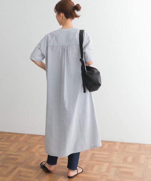 URBAN RESEARCH DOORS（アーバンリサーチドアーズ）の「ストライプ5分袖シャツワンピース（ワンピース・レディース・ベージュ系その他/ブルー系その他/ブラック系その他・MEDIUM）」の7枚目の写真