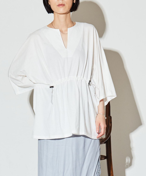 CONVERSE TOKYO（コンバーストウキョウ）の「WAIST CORD SKIPPER TEE（Tシャツ/カットソー・レディース・ブラック/ホワイト/ブルーグリーン・FREE）」の10枚目の写真