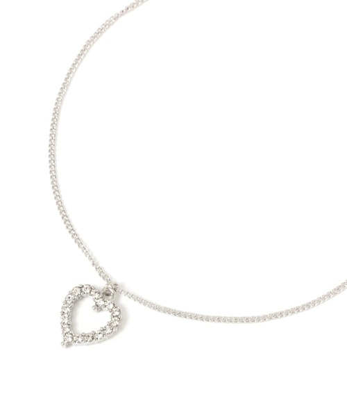 FOREVER 21(フォーエバー トゥエンティーワン)の「ハートモチーフネックレス(ネックレス・レディース・ゴールド/シルバー・FREE)」の3枚目の写真