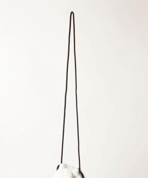 CITEN（シテン）の「【WEB限定】＜CITEN＞ロゴ パフ キンチャク ショルダーバッグ（ショルダーバッグ・レディース・ブラック/シルバー/ホワイト/ロイヤルブルー/ケリー・FREE）」の14枚目の写真