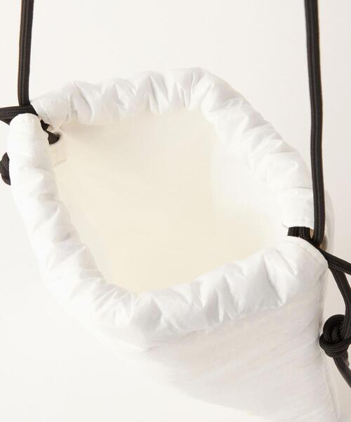 CITEN（シテン）の「【WEB限定】＜CITEN＞ロゴ パフ キンチャク ショルダーバッグ（ショルダーバッグ・レディース・ブラック/シルバー/ホワイト/ロイヤルブルー/ケリー・FREE）」の16枚目の写真