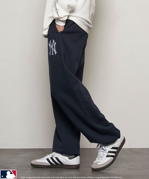 MLB（メジャーリーグベースボール）の「MLB/エムエルビー MLB 別注スウェットパンツ/ワイドパンツ(限定展開)（スウェットパンツ・メンズ・グレー系その他2/ネイビー/グレー系その他/ブラック・SMALL/MEDIUM/LARGE）」の6枚目の写真