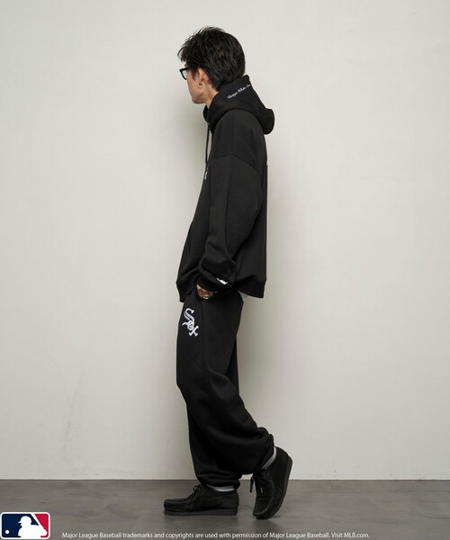 MLB（メジャーリーグベースボール）の「MLB/エムエルビー MLB 別注スウェットパンツ/ワイドパンツ(限定展開)（スウェットパンツ・メンズ・グレー系その他2/ネイビー/グレー系その他/ブラック・SMALL/MEDIUM/LARGE）」の15枚目の写真