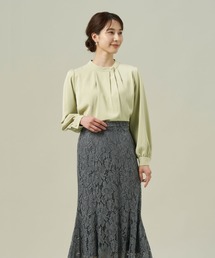 TOKYO SHIRTS（トウキョウシャツ）の「パール付き 長袖タックブラウス（シャツ/ブラウス）」