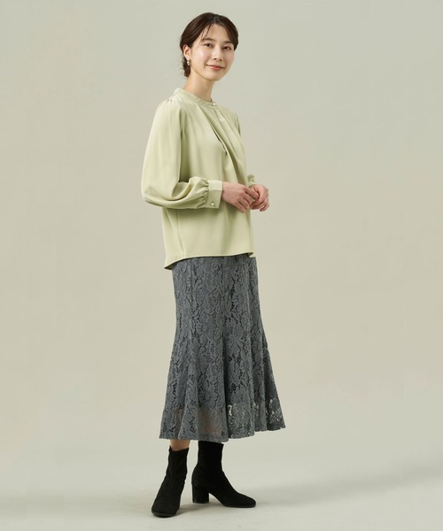 TOKYO SHIRTS（トウキョウシャツ）の「パール付き 長袖タックブラウス（シャツ/ブラウス・レディース・ライトグリーン/ライトブラウン・L/M）」の12枚目の写真