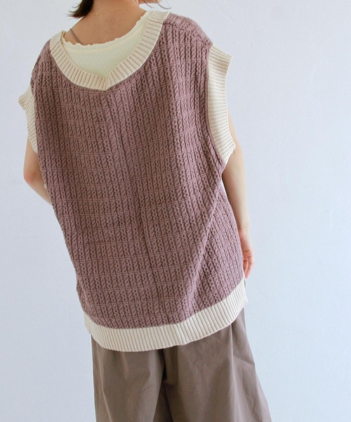 Crisp（クリスプ）の「バイカラーオーバーニットベスト（ベスト・レディース・ブラウン/アイボリー・FREE）」の9枚目の写真