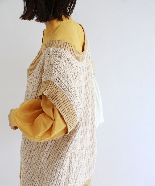 Crisp（クリスプ）の「バイカラーオーバーニットベスト（ベスト・レディース・ブラウン/アイボリー・FREE）」の16枚目の写真