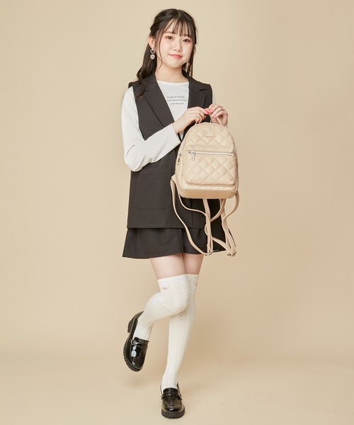 BURBERRY キルティングリュック ベージュ　子供 BURBERRY（リュックサック）のフリマアイテム一覧