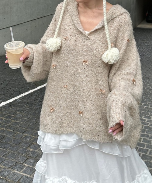 Alley by w closet（アリーバイダブルクローゼット）の「【Alley】リボン付ブークレビッグカラープルオーバー（ニット/セーター・レディース・ベージュ/ピンク・FREE）」の4枚目の写真