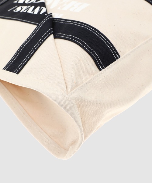 kolor BEACON（カラービーコン）の「24SBM-A02532（トートバッグ・メンズ・カーキ/パープル/ホワイト×ネイビー・FREE）」の6枚目の写真