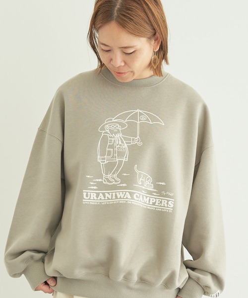 CRAFT STANDARD BOUTIQUE（クラフトスタンダードブティック）の「URANIWA　CAMPERS　SWEAT（スウェット・レディース・グレイッシュベージュ/チャコールグレー/アイボリー・M/L）」の3枚目の写真
