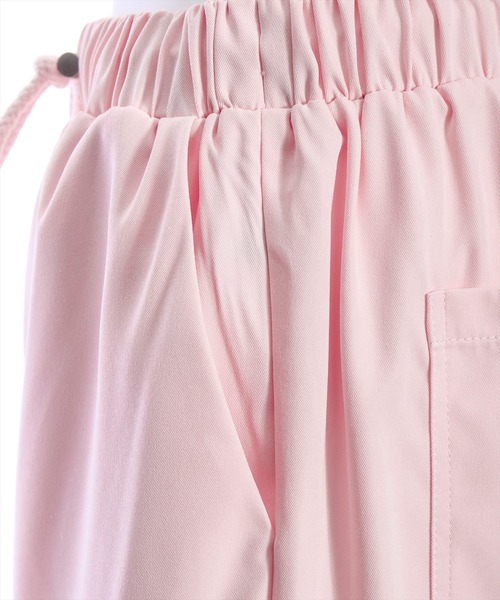 clear（クリア）の「裾サイドリボンカーゴパンツ[低身長用サイズ有]（カーゴパンツ・レディース・ピンク/ブラック/アイボリー・F/XS）」の11枚目の写真