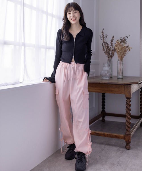 clear（クリア）の「裾サイドリボンカーゴパンツ[低身長用サイズ有]（カーゴパンツ・レディース・ピンク/ブラック/アイボリー・F/XS）」の14枚目の写真