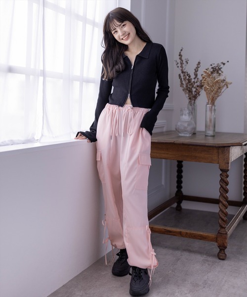 clear（クリア）の「裾サイドリボンカーゴパンツ[低身長用サイズ有]（カーゴパンツ・レディース・ピンク/ブラック/アイボリー・F/XS）」の13枚目の写真