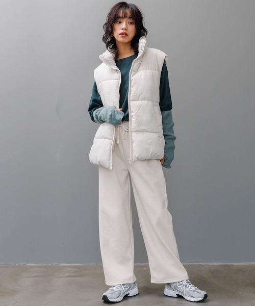 mili an deni(ミリアンデニ)の「裏起毛ベロアセミワイドパンツ(その他パンツ・レディース・チャコールグレー/ブラック/アイボリー・L/M)」の6枚目の写真