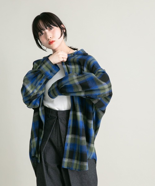 KBF（ケイビーエフ）の「BIGチェックシャツ（シャツ/ブラウス・レディース・グリーン系その他/ベージュ系その他/オレンジ系その他・ONE）」の14枚目の写真