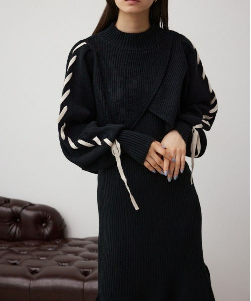 AZUL by moussy（アズールバイマウジー）の「レースアップスリーブ