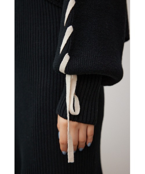 AZUL by moussy（アズールバイマウジー）の「レースアップスリーブ