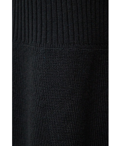 AZUL by moussy（アズールバイマウジー）の「レースアップスリーブレイヤードニットワンピース（ワンピース・レディース・ブラック/ブルー/ライトグレー・SMALL/MEDIUM）」の8枚目の写真