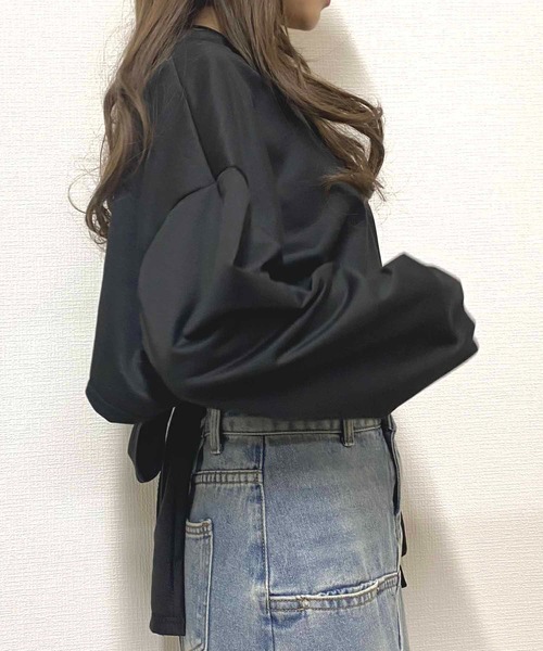NANEA(ナネア)の「ショート丈バックリボンスウェットプルオーバー(スウェット・レディース・ブラック/ホワイト/グレー・LARGE/MEDIUM/SMALL)」の18枚目の写真