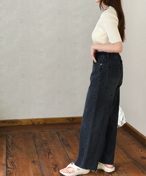 Per sist ence(パーシエンス)の「ハート刺繍デニムハイウエストパンツ(デニムパンツ・レディース・ブルー/インディゴブルー/ブラック・FREE)」の8枚目の写真