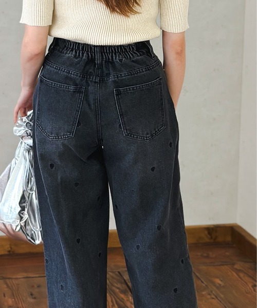 Per sist ence(パーシエンス)の「ハート刺繍デニムハイウエストパンツ(デニムパンツ・レディース・ブルー/インディゴブルー/ブラック・FREE)」の10枚目の写真