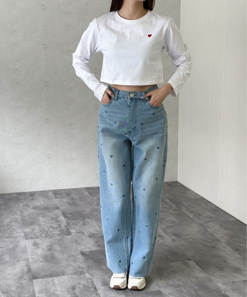 Per sist ence(パーシエンス)の「ハート刺繍デニムハイウエストパンツ(デニムパンツ・レディース・ブルー/インディゴブルー/ブラック・FREE)」の17枚目の写真