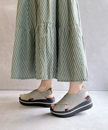 Gomu 56（ゴムゴム）の「クロスベルト 美脚 厚底 サンダル（サンダル）」