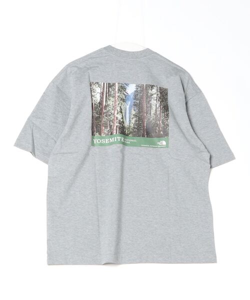 THE NORTH FACE(ザノースフェイス)の「THE NORTH FACE S/S Yosemite Scenery Tee / ザ・ノース・フェイス ショート スリーブ ヨセミテ シーナリー ティー(Tシャツ/カットソー・メンズ・ホワイト/ブラック/オリーブ/グレー・S/M/L/XL)」の11枚目の写真