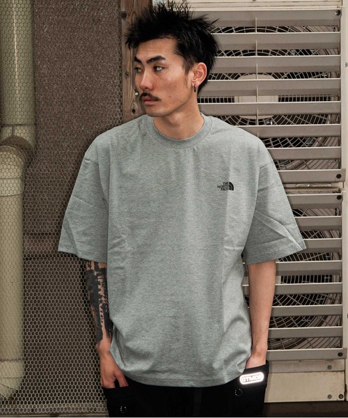 THE NORTH FACE(ザノースフェイス)の「THE NORTH FACE S/S Yosemite Scenery Tee / ザ・ノース・フェイス ショート スリーブ ヨセミテ シーナリー ティー(Tシャツ/カットソー・メンズ・ホワイト/ブラック/オリーブ/グレー・S/M/L/XL)」の3枚目の写真