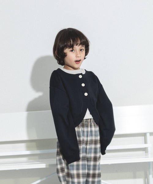 pairmanon（ペアマノン）の「裏毛 前後2WAY ショート丈カーディガン（カーディガン/ボレロ・キッズ・ブラック/グレー/ホワイト・110/130/120/150/100/90/140）」の3枚目の写真