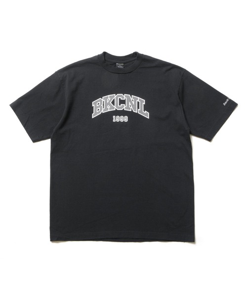 Back Channel(バックチャンネル)の「COLLEGE LOGO TEE(Tシャツ/カットソー・メンズ・グリーン/ブラック/チャコール・MEDIUM/XX-LARGE/X-LARGE/LARGE)」の2枚目の写真